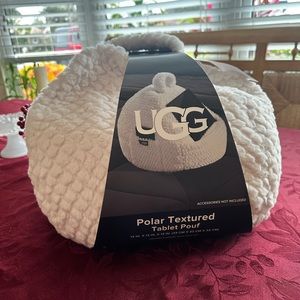 UGG Polar Textured Tablet Pouf NWT
